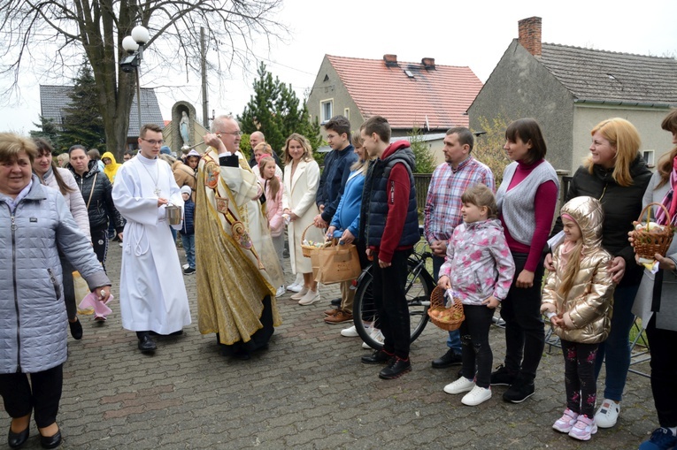 Wielkanocne nabożeństwo dla gości z Ukrainy w Dobrzeniu Wielkim