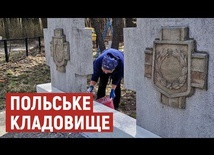 В селі на Волині волонтери прибрали польське кладовище