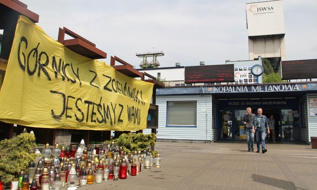 Lekarz stwierdził zgon dwóch kolejnych górników z kopalni Zofiówka