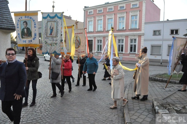 Czerwieńsk. Relikwie patrona w kościele parafialnym