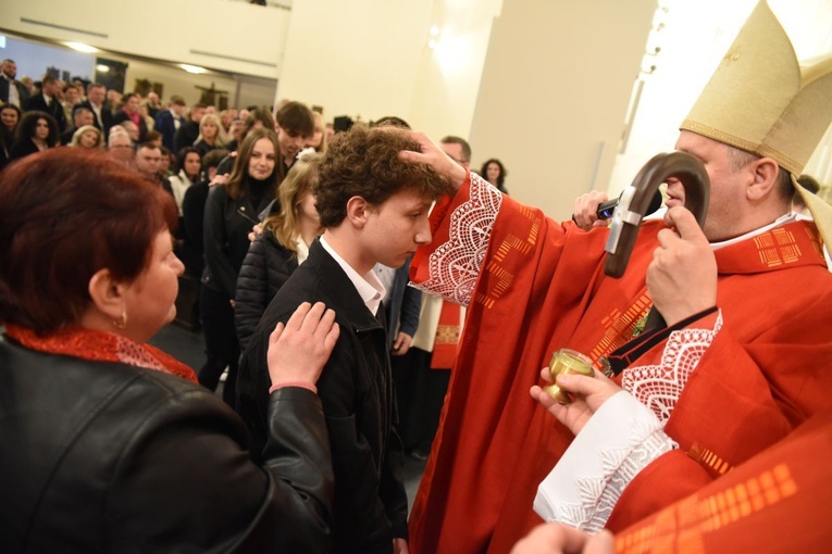 Bierzmowanie w parafii Ducha Św. w Mielcu