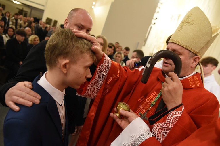 Bierzmowanie w parafii Ducha Św. w Mielcu