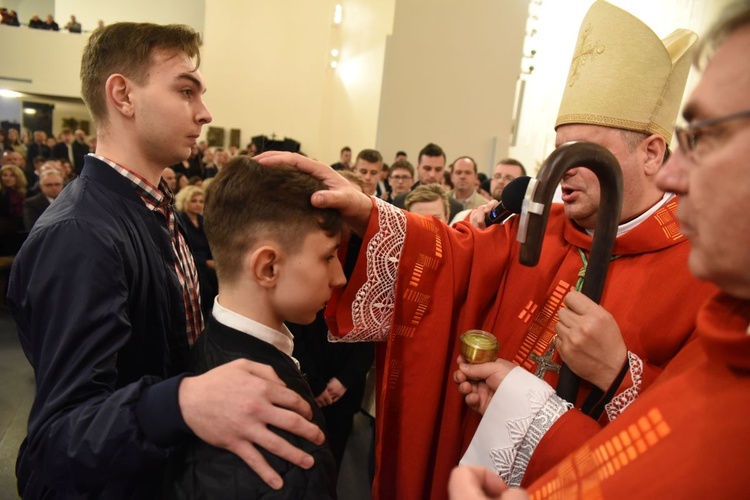 Bierzmowanie w parafii Ducha Św. w Mielcu