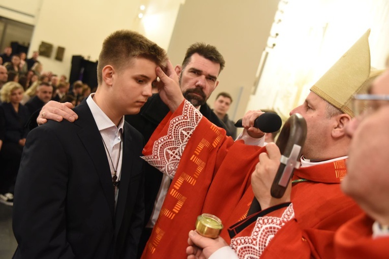 Bierzmowanie w parafii Ducha Św. w Mielcu