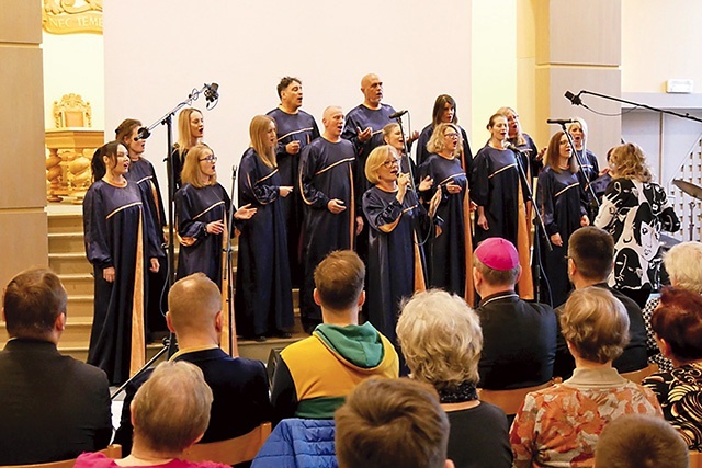 Na scenie wystąpił Gdański Chór Gospel.