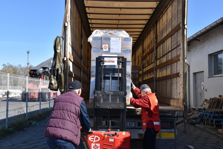 Humanitarny transport wyjechał do Ukrainy