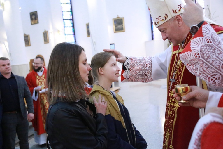 Bierzmowanie młodzieży od Karoliny