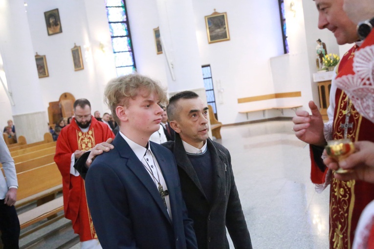 Bierzmowanie młodzieży od Karoliny