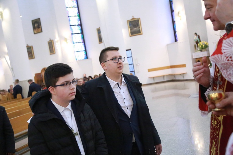 Bierzmowanie młodzieży od Karoliny