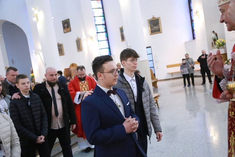 Bierzmowanie młodzieży od Karoliny