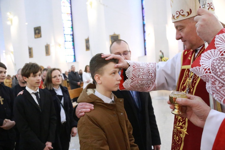 Bierzmowanie młodzieży od Karoliny
