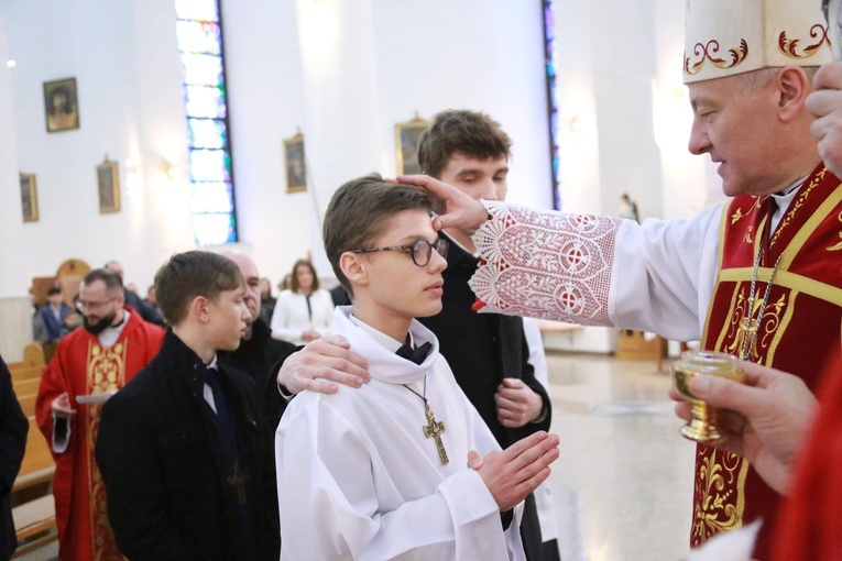 Bierzmowanie młodzieży od Karoliny