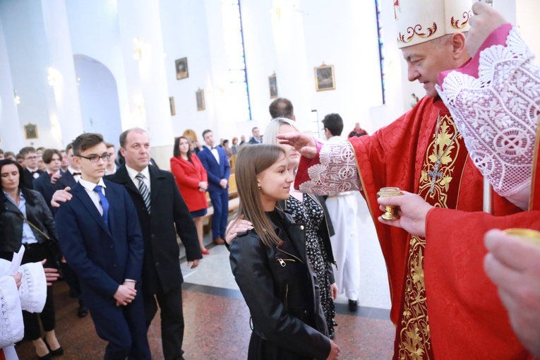 Bierzmowanie młodzieży z Łękawicy, Ładnej i Woli Rzędzińskiej