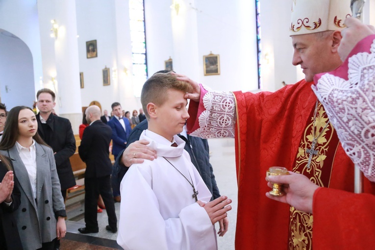 Bierzmowanie młodzieży z Łękawicy, Ładnej i Woli Rzędzińskiej