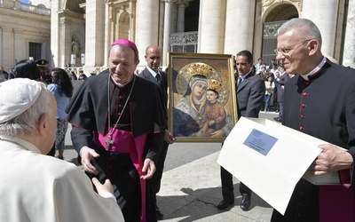 - Jest to dar wdzięczności Matce Bożej za otrzymane łaski - mówi ks. inf. Edmund Skalski.