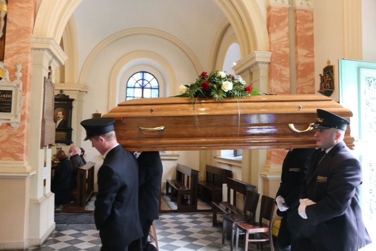 Pogrzeb prof. Antoniego Leona Dawidowicza - cz. 1