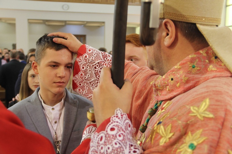 Rzuchowa. Bierzmowanie 2022