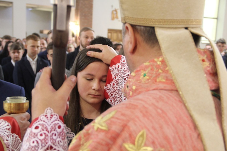 Rzuchowa. Bierzmowanie 2022