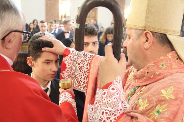 Rzuchowa. Bierzmowanie 2022