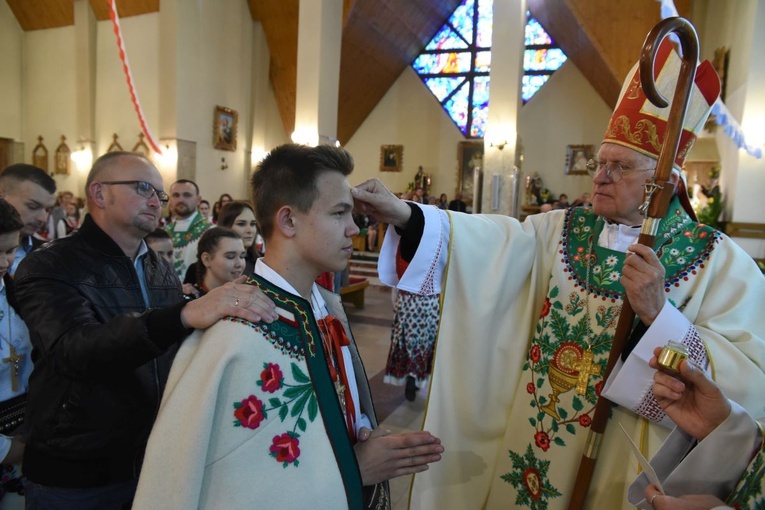 Bierzmowanie w Ochotnicy Górnej