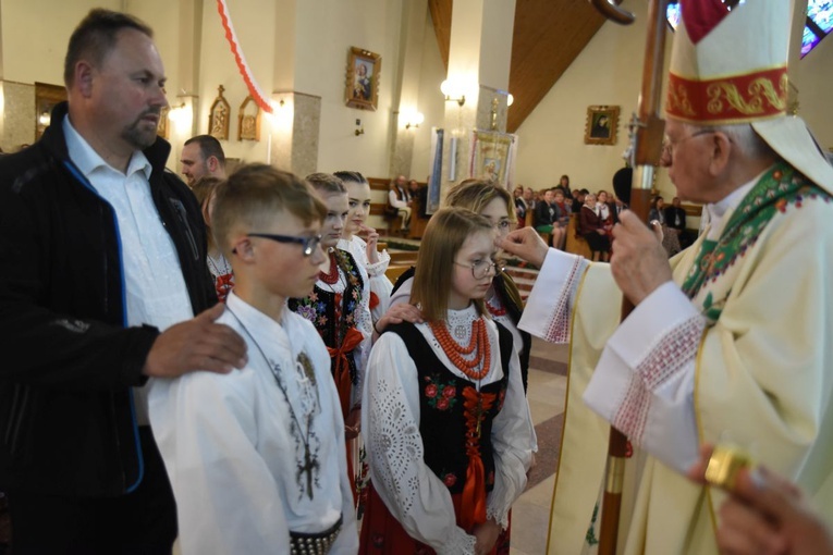 Bierzmowanie w Ochotnicy Górnej