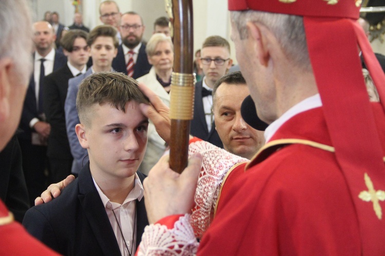 Bierzmowanie w parafii św. Jakuba w Tuchowie
