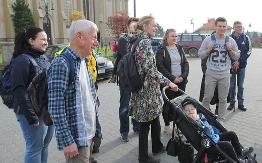 Wilamowice. Pielgrzymi łagiewniccy odebrali relikwie św. Józefa Bilczewskiego