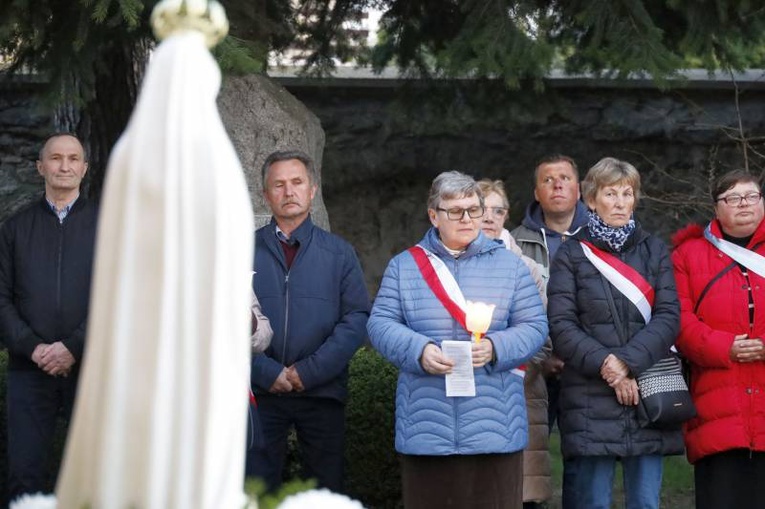 Z Matką Bożą Fatimską po ulicach Pszenna