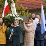 Z Matką Bożą Fatimską po ulicach Pszenna