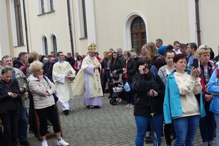 Msza św. pielgrzymów łagiewnickich w Hałcnowie - 2022