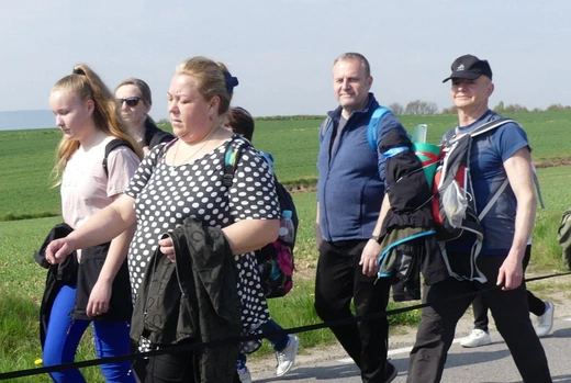 Pielgrzymi na trasie z Witkowic do Wieprza - 2022