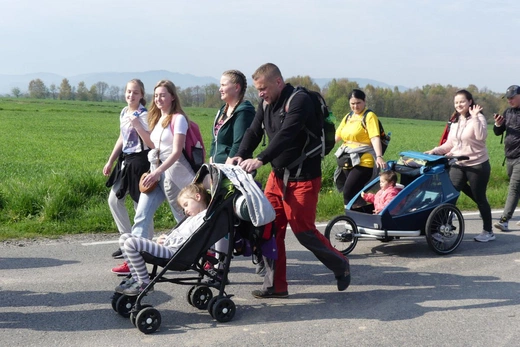 Pielgrzymi na trasie z Witkowic do Wieprza - 2022