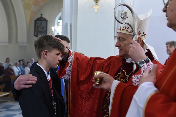 Bierzmowanie w Borzęcinie