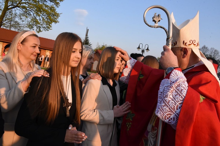 Bierzmowanie w Szczepanowie