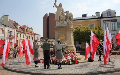 Obchody 3 Maja w Tarnobrzegu