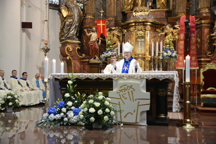 Konsekracja dziewicy w parafii katedralnej