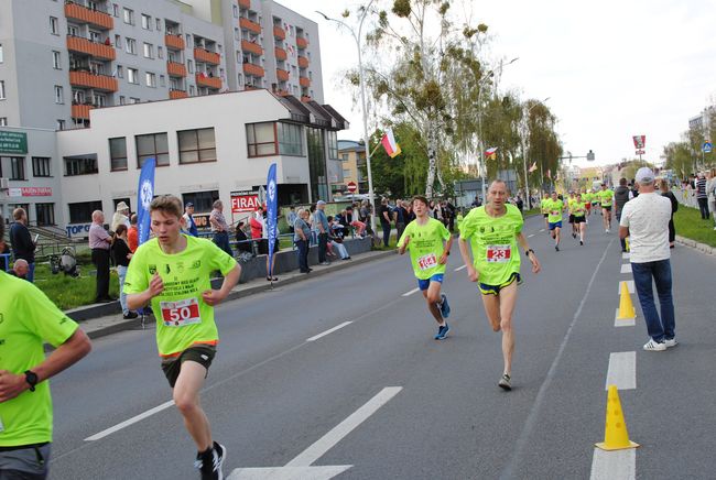 Stalowa Wola. Bieg uliczny dla uczczenia Konstytucji 3 Maja