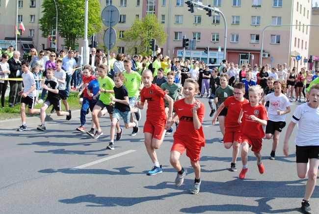 Stalowa Wola. Bieg uliczny dla uczczenia Konstytucji 3 Maja