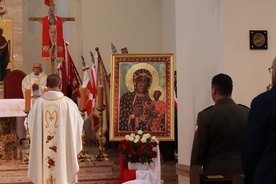 We wszystkich parafiach diecezji modlitwy zanoszono za wstawiennictwem Maryi Królowej Polski.