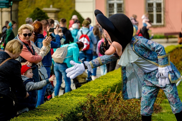 Zamek Książ. Festiwal Kwiatów przyciągnął tłumy