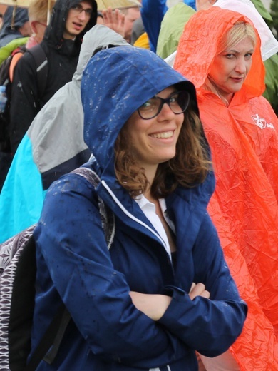 Pielgrzymi w Łagiewnikach! Na trasie od Centrum św. Jana Pawła II do sanktuarium Bożego Miłosierdzia - 2022