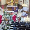 ▲	Pogrzeb Dominika w Brzeźcach.