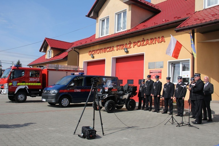 Nowy sprzęt dla strażaków