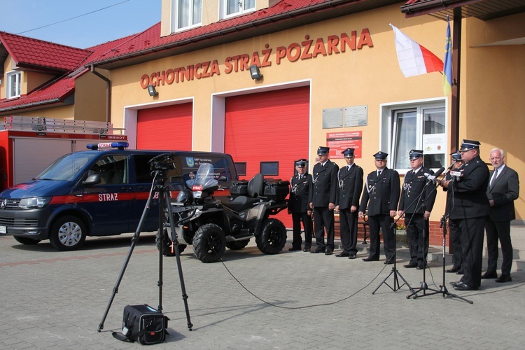 Nowy sprzęt dla strażaków