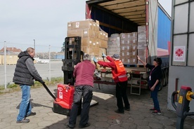 Kolejne palety z pomocą humanitarną są już w drodze do Ukrainy.