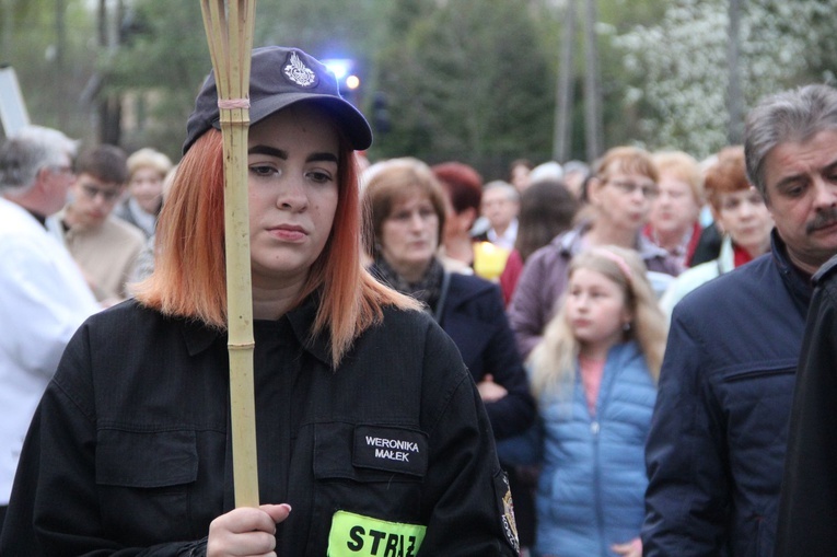 Koszyce Małe. Droga Światła i poświęcenie kapliczki