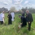 Żabno. Poświęcenie placu budowy nowego domu sióstr służebniczek