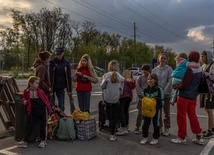 Zełenski: W środę z Mariupola i okolic ewakuowano 344 osoby