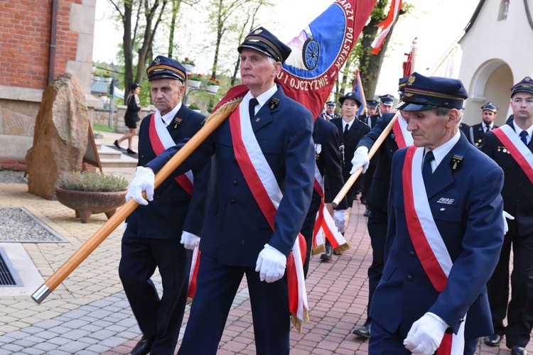 Szczepanów. Służby mundurowe u św. Stanisława