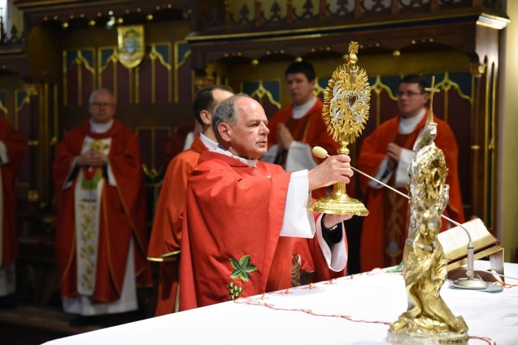 Szczepanów. Służby mundurowe u św. Stanisława